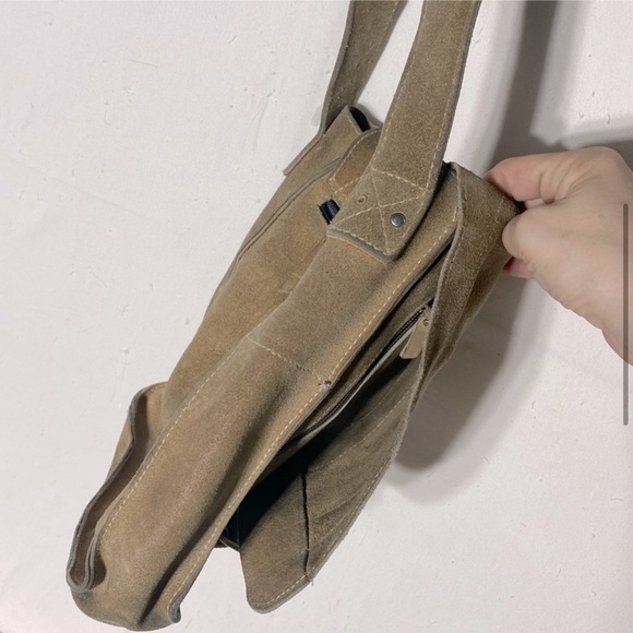 Vintage Tan Suede Leather Cross Body Boho Hobo Shoulder Bag Purse - Picture 6 of 15